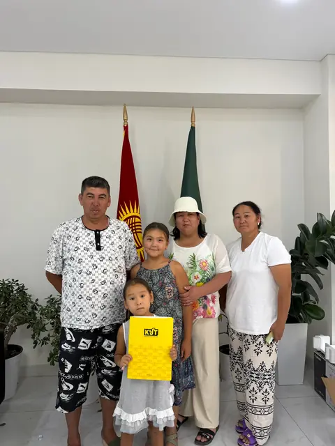 Клиент Osh City с договором на квартиру